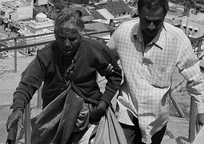 轰炸电话网页版